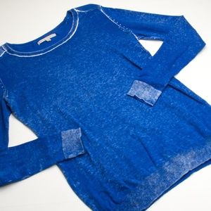 👚 GAP Distressed Light Sweater Becca Blue